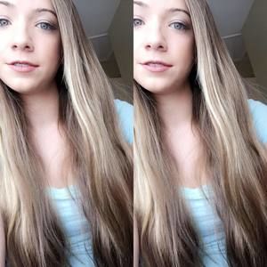 Meet your Posher, Caitlin